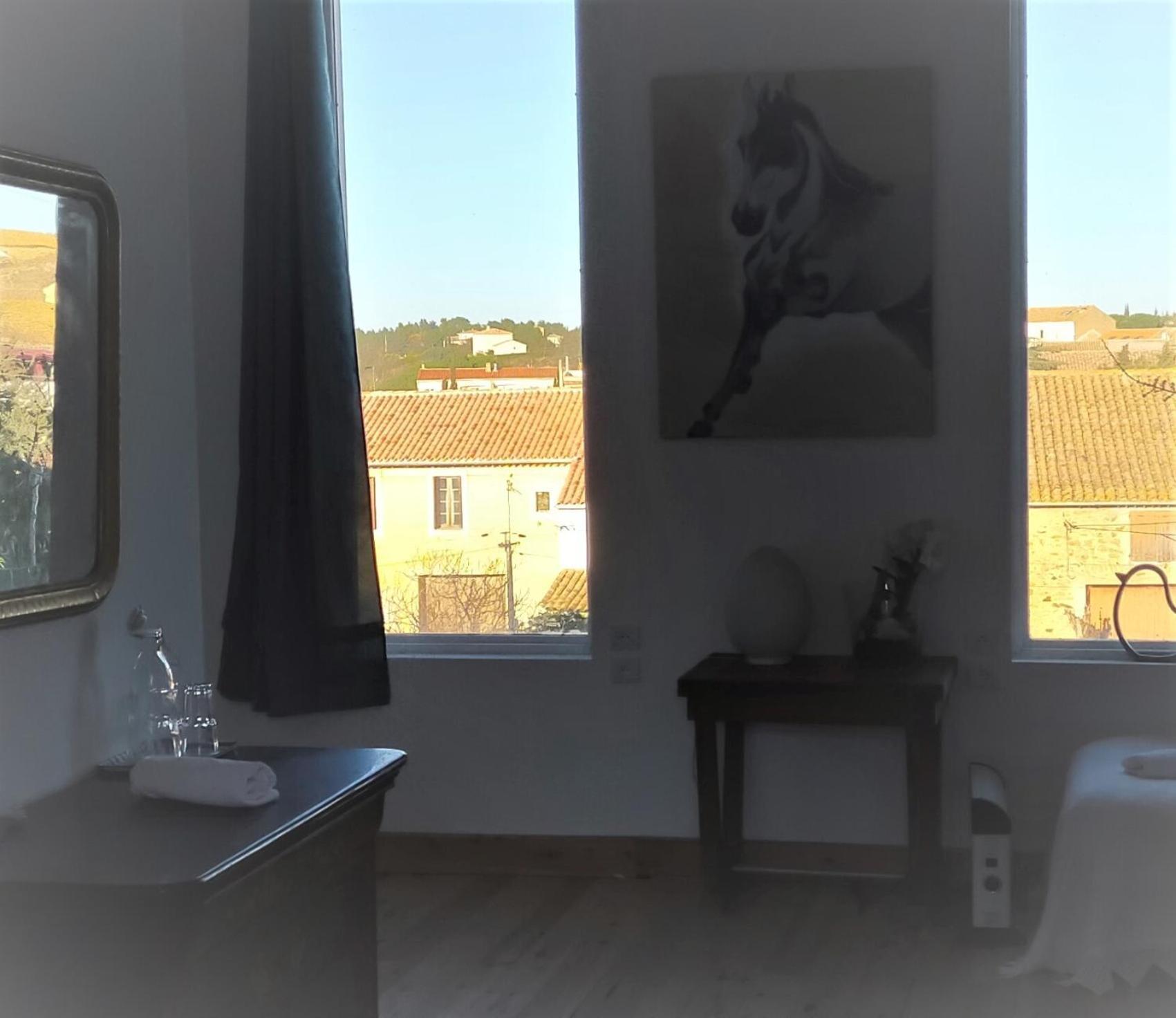 Chambre d'Hôtes au Domaine du Soleil Couchant Saint-André-de-Roquelongue Chambre photo
